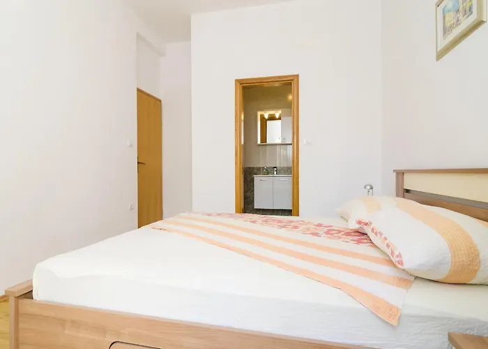 & Bari I - With Balcony And View First Floor -apt 10 Apartman Mlini