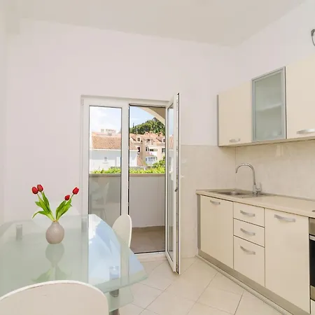 & Bari I - With Balcony And View First Floor -apt 10 * Mlini